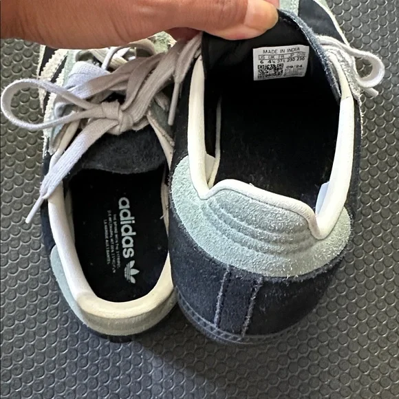 Adidas Samba Sneakers - Picture 8 of 10